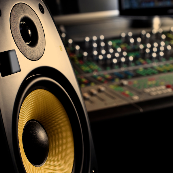 Sung Radio Jingles at LFM Audio